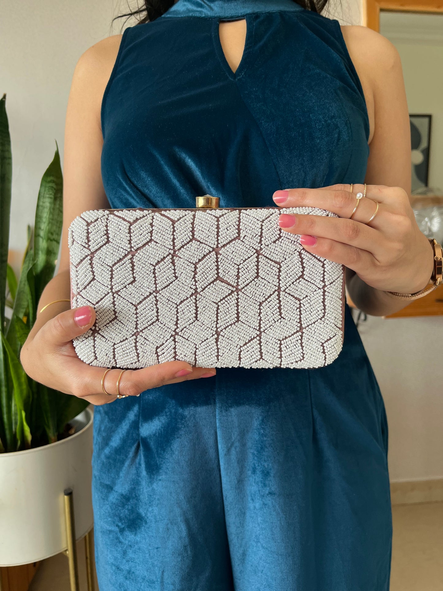 CELESTIA Pearl Clutch